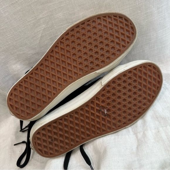 Vans black fringe suede hi top sneakers - Picture 5 of 9